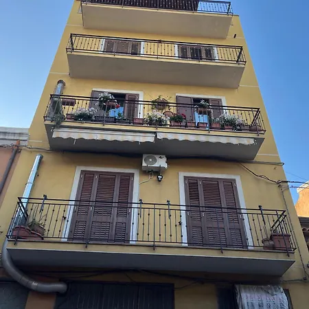 A Casa Di Anna Appartamento Giardini Naxos